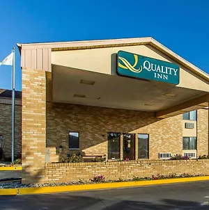 Quality Inn Burlington Near Hwy 34 Exterior photo