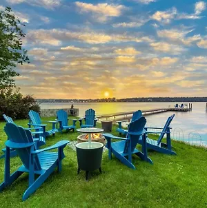 בארי Waterfront Home, City/Sunset View & Steps To Beach Exterior photo