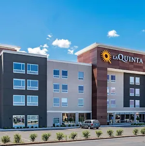 La Quinta Inn & Suites By Wyndham South Bend Near Notre Dame Exterior photo