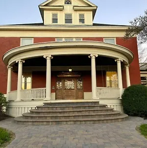 Oakridge House. Spacious And Historic Home In Downtown Ironton, Ohio. Exterior photo