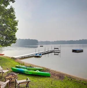 Woodland Beach Lakefront Sister Lakes Vacation Rental With Dock! Exterior photo