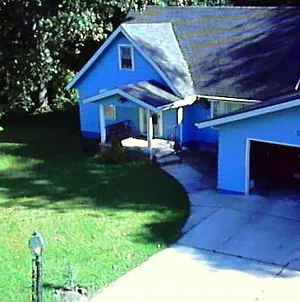 בנטון הרבור Spacious Private Home Close To Lake Michigan Exterior photo