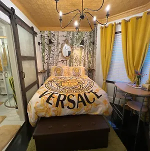 פול ריבר Luxurious Bedroom With Private Bathroom Exterior photo