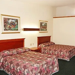 Augusta Lehrs Motel Room photo