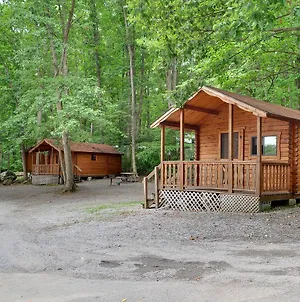 Maple Grove Park Sun Valley Campground Cottage 4 Exterior photo