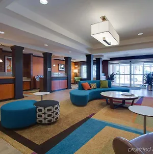 Fairfield Inn & Suites By Marriott קלרמונט Exterior photo