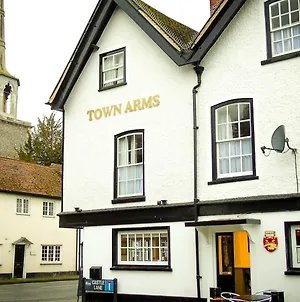 מלון וולינגפורד The Town Arms Exterior photo