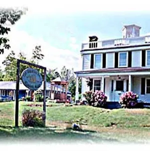 אלסוורת' Homestead Motel And Cottages Exterior photo