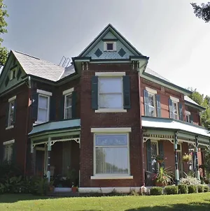 Nauvoo Grand Bed And Breakfast Exterior photo