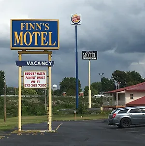 Saint James Finn'S Motel Exterior photo